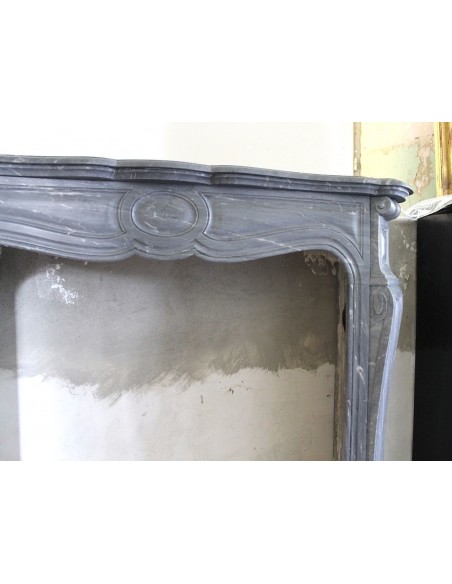 069 ANTIQUE LOUIS XV "POMPADOUR GALBÉ" MANTEL CARVED IN GREY BLEU TURQUIN MARBLE