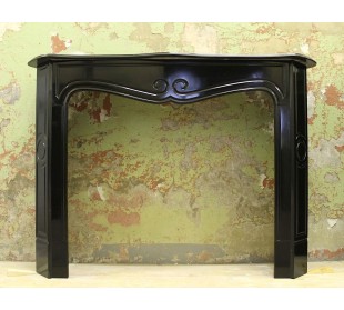 LOUIS XV “POMPADOUR” MANTEL IN LIGHT BAROQUE STYLE CARVED IN BLACK BELGIUM MARBLE