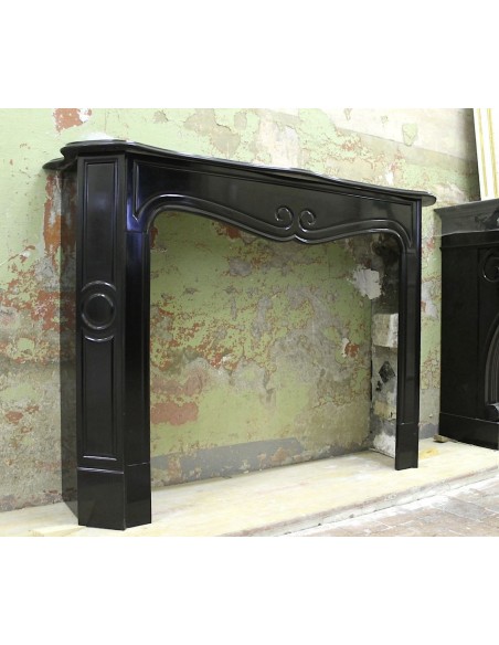 009 VERY ORIGINAL LOUIS XV “POMPADOUR” MANTEL CARVED IN BLACK BELGIUM MARBLE