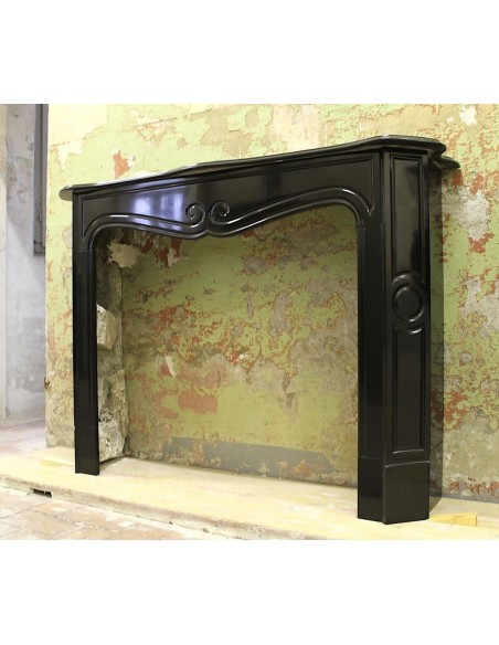 009 VERY ORIGINAL LOUIS XV “POMPADOUR” MANTEL CARVED IN BLACK BELGIUM MARBLE