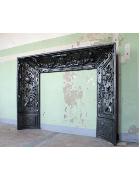 007 GH ANTIQUE GIANT CAST IRON FIREPLACE MANTEL