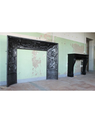 007 GH ANTIQUE GIANT CAST IRON FIREPLACE MANTEL