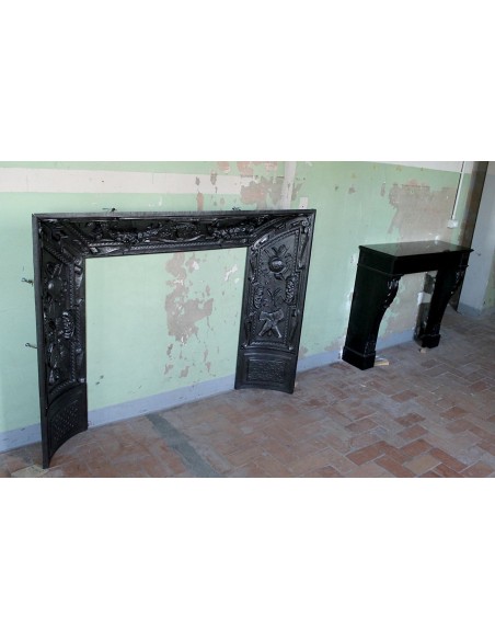 007 GH ANTIQUE GIANT CAST IRON FIREPLACE MANTEL