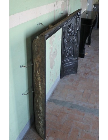007 GH ANTIQUE GIANT CAST IRON FIREPLACE MANTEL
