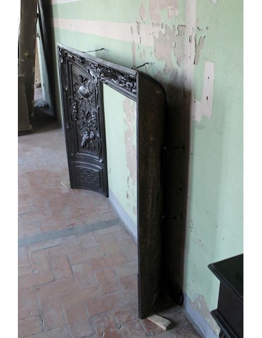 007 GH ANTIQUE GIANT CAST IRON FIREPLACE MANTEL