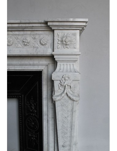 208 AG ANTIQUE MONUMENTAL LOUIS XVI "MACARON"...