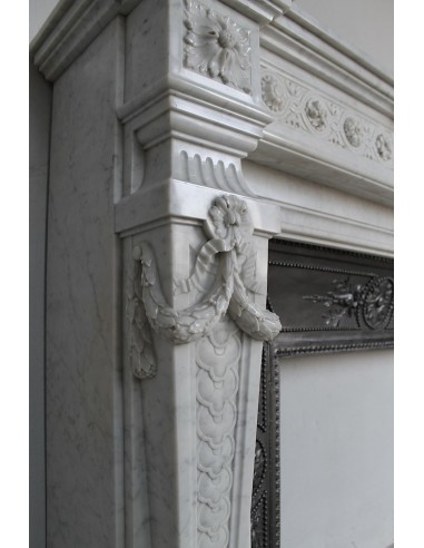 208 AG ANTIQUE MONUMENTAL LOUIS XVI "MACARON"...