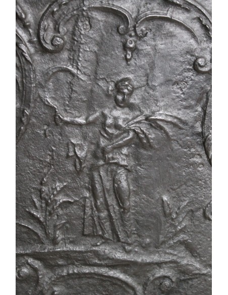 103 PIASTRA RAFFIGURANTE CONSUS, DIO ROMANO DEL GRANO