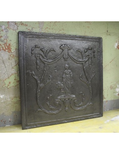 124 PIASTRA MEDIO-GRANDE IN GHISA ARTISTICA CON...
