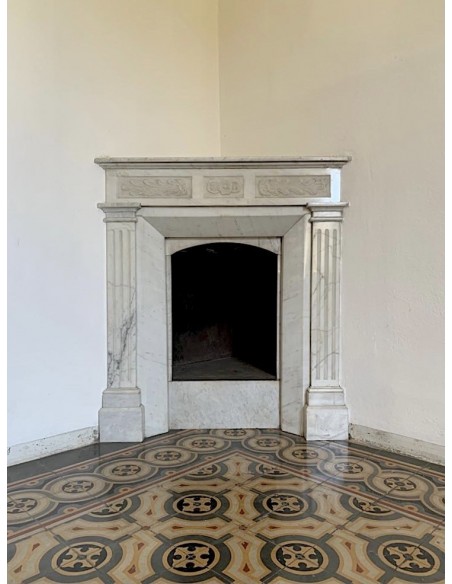 013 SMALL ART NOUVEAU FIREPLACE MANTEL IN WHITE CARRARA MARBLE