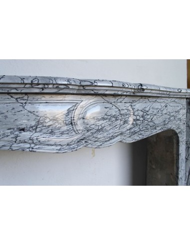 058 ANTIQUE LOUIS XV POMPADOUR "PIED GALBÉ"...