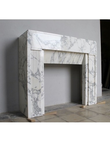 702 ART DECO FIREPLACE IN WHITE ARABESCATO MARBLE