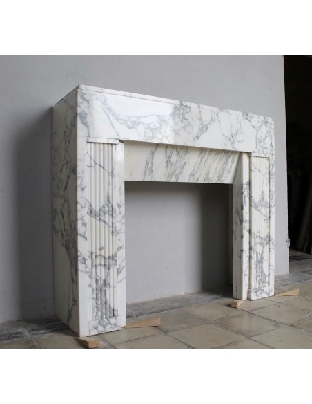 702 ART DECO FIREPLACE IN WHITE ARABESCATO MARBLE