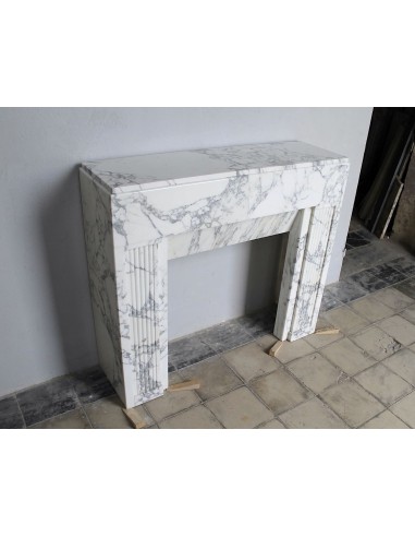702 ART DECO FIREPLACE IN WHITE ARABESCATO MARBLE