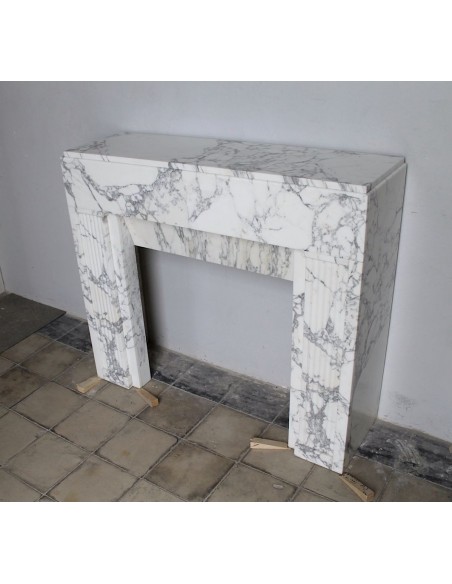 702 ART DECO FIREPLACE IN WHITE ARABESCATO MARBLE