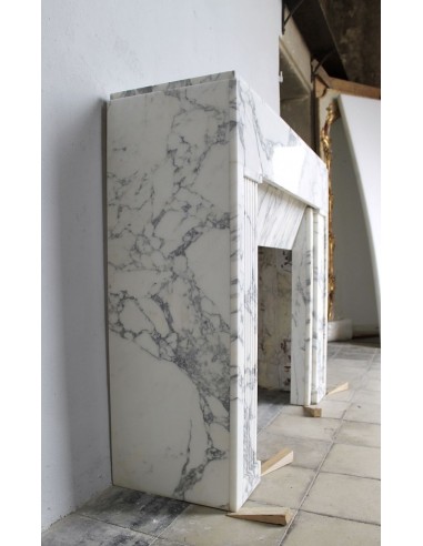 702 ART DECO FIREPLACE IN WHITE ARABESCATO MARBLE