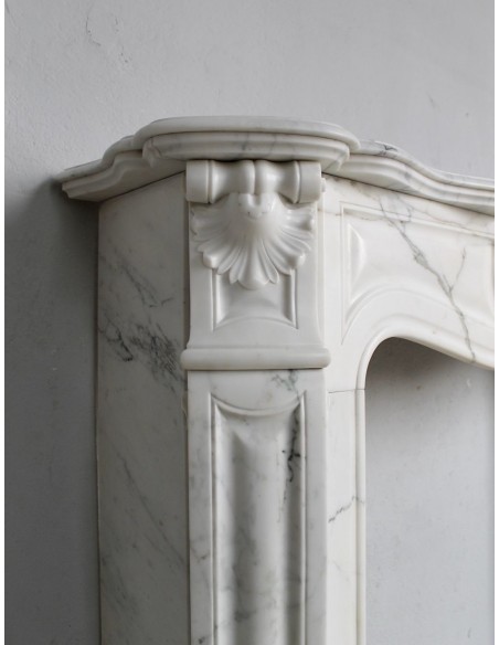 023 BIG "TROIS COQUILLES AMÉLIORÉ" FIREPLACE CARVED IN STATUARY ARABESCATO MARBLE, CALACATTA QUARRY