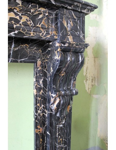 416 ANTIQUE "PALMETTES" FIREPLACE MANTEL IN...