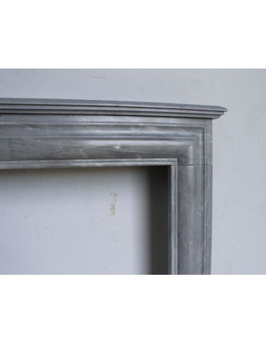 304 SMALL ANTIQUE LOUIS XIV "BOUDIN CARRÉ"...