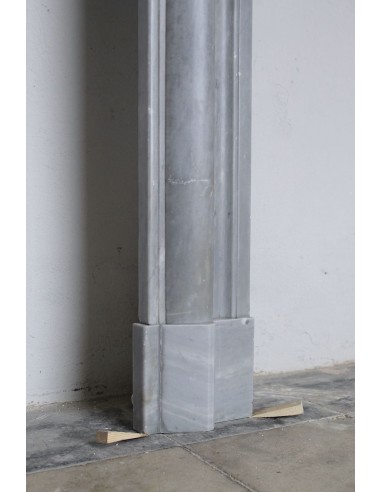 304 SMALL ANTIQUE LOUIS XIV "BOUDIN CARRÉ"...