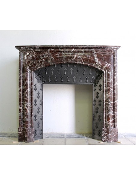 311 LOUIS XIV "BOUDIN ARRONDI" FIREPLACE MANTEL IN ROUGE LEVANTO MARBLE WITH ITS OWN ORIGINAL CAST IRON INSERT