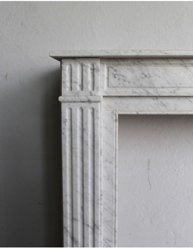 220 SMALL ANTIQUE LOUIS XVI "CANNELURE" MARBLE...