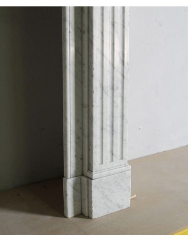 220 SMALL ANTIQUE LOUIS XVI "CANNELURE" MARBLE...