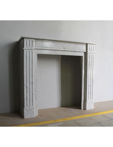 220 SMALL ANTIQUE LOUIS XVI "CANNELURE" MARBLE...