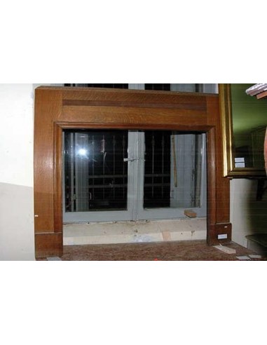 Beautiful Art Deco English fireplace (c.1925) in PERFECT STORAGE CONDITION, carved in Oak wood.