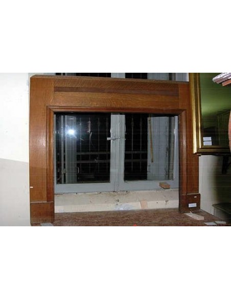 Beautiful Art Deco English fireplace (c.1925) in PERFECT STORAGE CONDITION, carved in Oak wood.