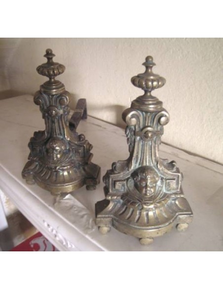 058 COPPIA DI ALARI NEOCLASSICI IN BRONZO E FERRO