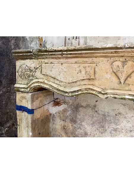 902 IMPORTANT "TRUMEAU" FIREPLACE MANTEL CARVED IN CAEN STONE