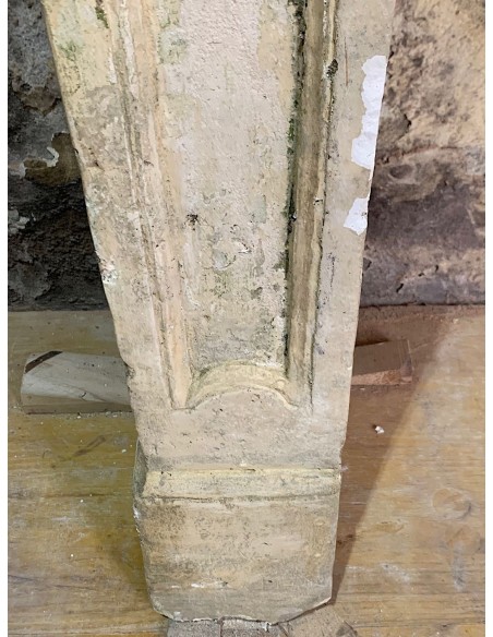902 IMPORTANT "TRUMEAU" FIREPLACE MANTEL CARVED IN CAEN STONE