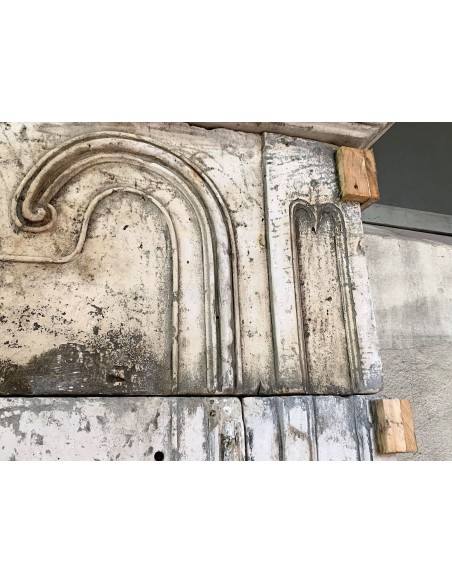 902 IMPORTANT "TRUMEAU" FIREPLACE MANTEL CARVED IN CAEN STONE