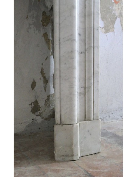 300 ANTIQUE LOUIS XIV "BOUDIN" FIREPLACE MANTEL IN WHITE CARRARA MARBLE