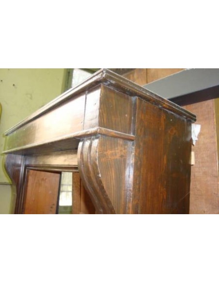 1004 LOUIS PHILIPPE “MODILLON” FIREPLACE MANTEL, SOFTWOOD ESSENCE