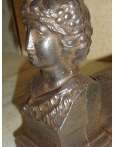 023 "MATRONA ROMANA", COPPIA IN GHISA D'EPOCA...