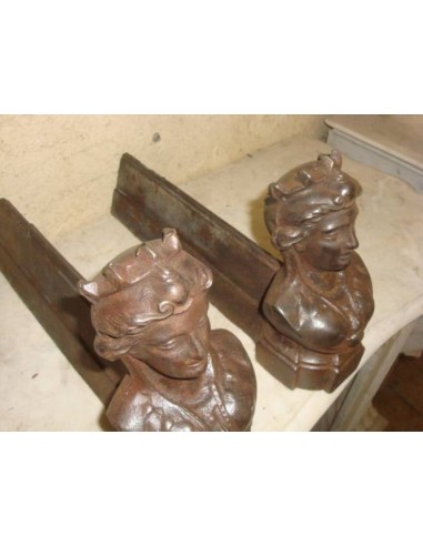 037 "DEA DELLA GIUSTIZIA", COPPIA IN GHISA...