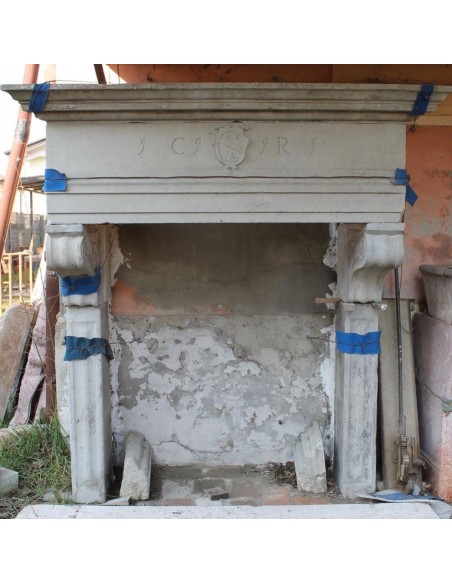 901 AG LARGE AND GENUINE ITALIAN SANDSTONE FIREPLACE WITH BLAZON