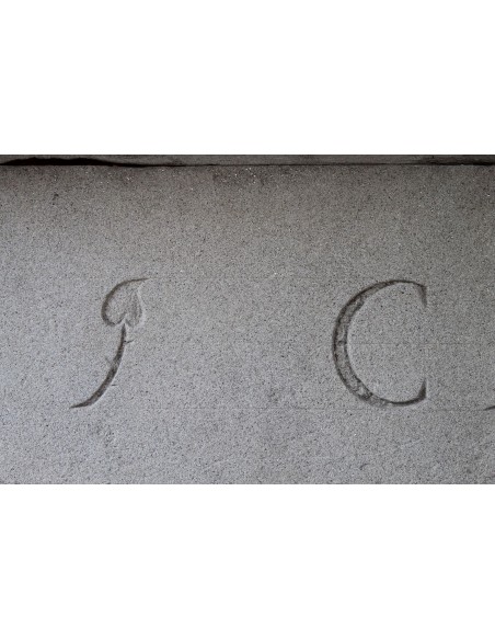 901 AG LARGE AND GENUINE ITALIAN SANDSTONE FIREPLACE WITH BLAZON