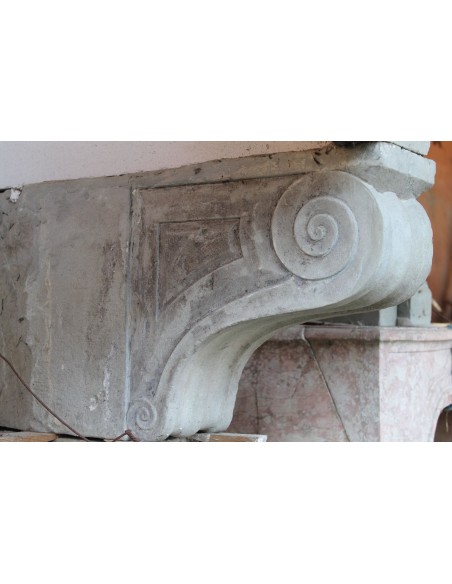 901 AG LARGE AND GENUINE ITALIAN SANDSTONE FIREPLACE WITH BLAZON