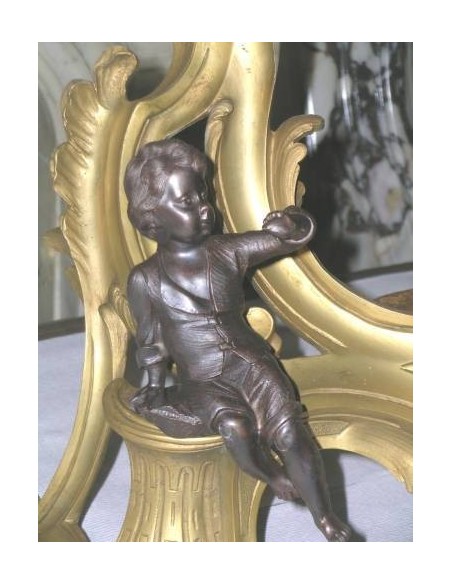 048 DORATURA AD ORO ZECCHINO, COPPIA DI ALARI CON PUTTI