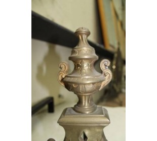 069 COPPIA DI ALARI BAROCCHI IN BRONZO, PRIMI NOVECENTO 2