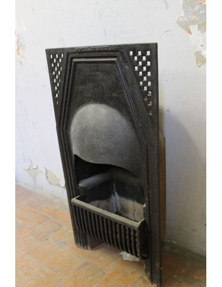 704 GH SMALL ART DECO CAST IRON FIREPLACE SIGNED GENTIL & BOURDET