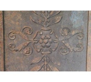 151 COPPIA DI ELEMENTI "JEU DE PLAQUES" IN GHISA 2