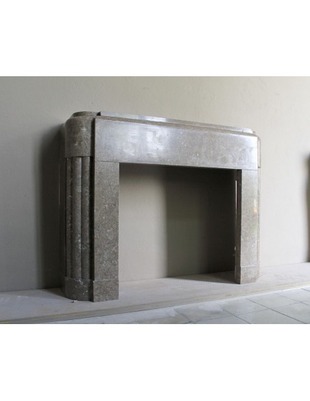 708 ANTIQUE ART DECO MANTEL CARVED IN TAUPE "LUNEL" MARBLE