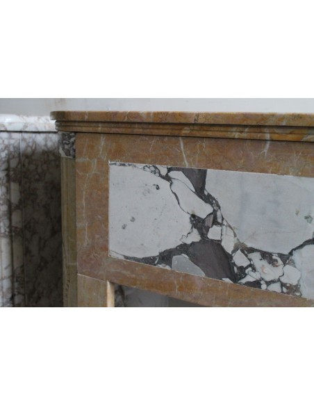 710 ART DECO "GRAPPE DE RAISIN" MANTEL IN YELLOW GIALLO SIENA AND BRÈCHE VIOLETTE MARBLE