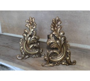 057 ALARI ROCAILLE CON RARO ORNATO A FOGLIE DI QUERCIA 2