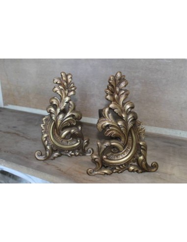 057 ALARI ROCAILLE CON RARO ORNATO A FOGLIE DI...