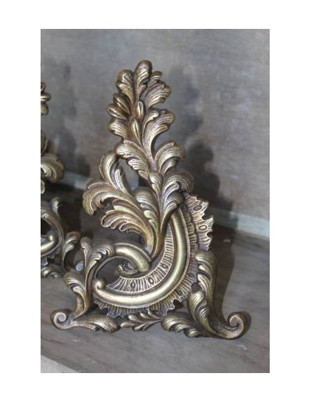 057 ALARI ROCAILLE CON RARO ORNATO A FOGLIE DI QUERCIA